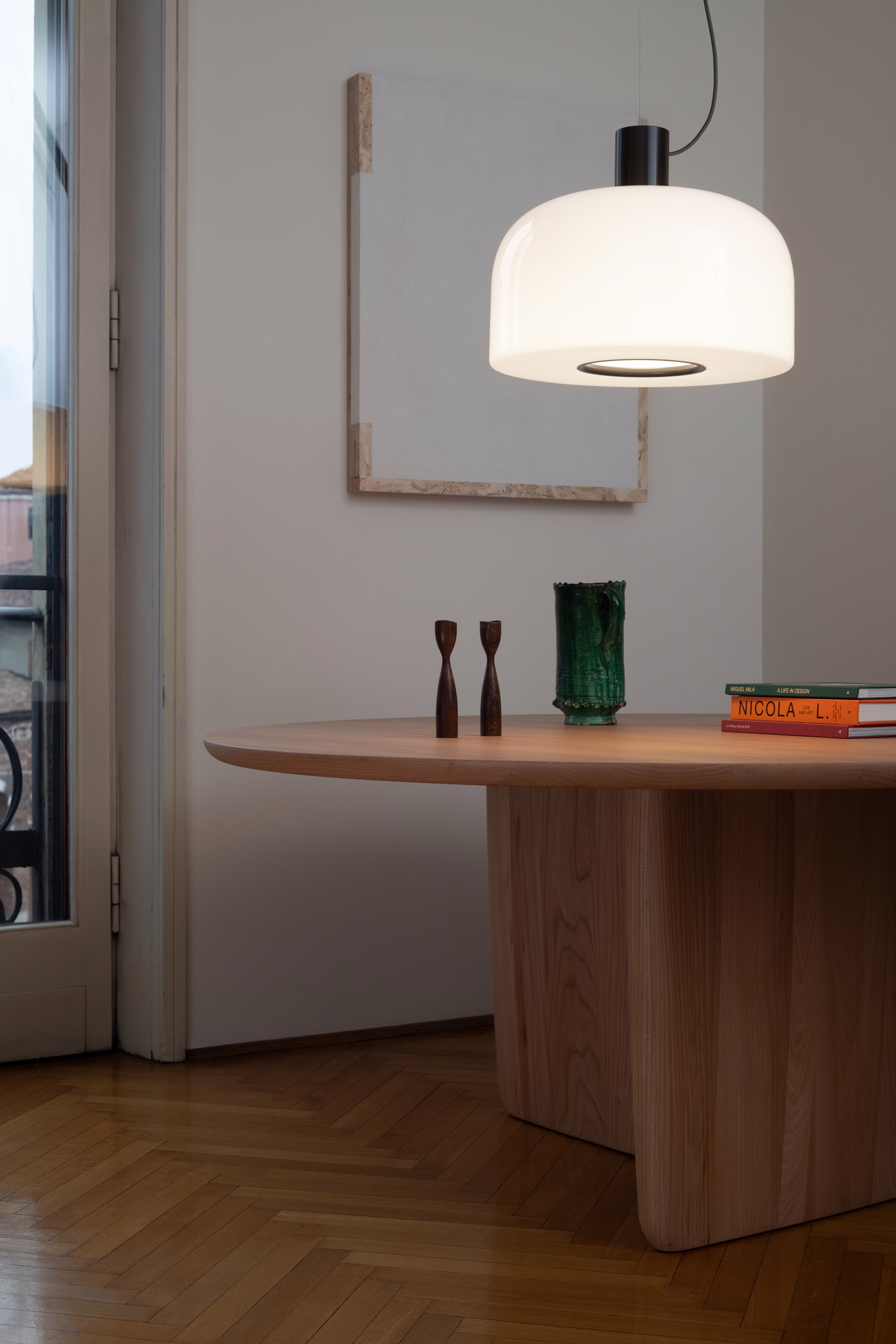 FLOS Bellhop Glass Suspension detailed view