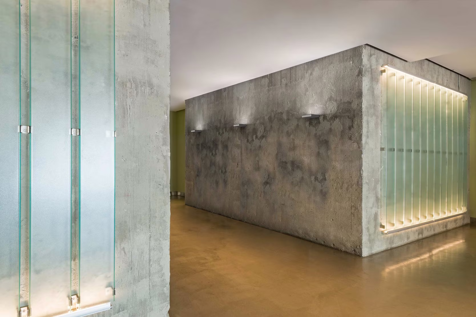 Fort Knox Wall view 3