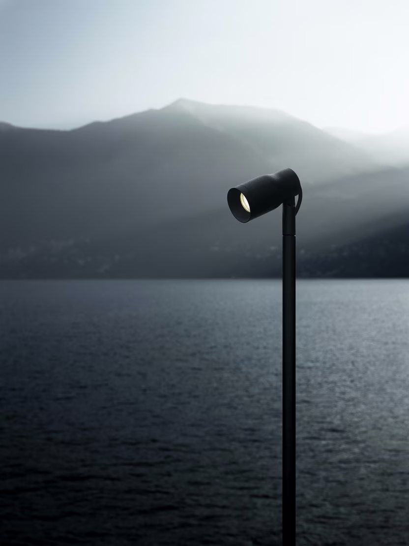 Landlord Bollard view 2